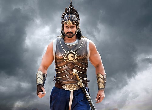 பாகுபலி சர்ச்சை: வருத்தம் தெரிவித்தார் மதன் கார்க்கி!